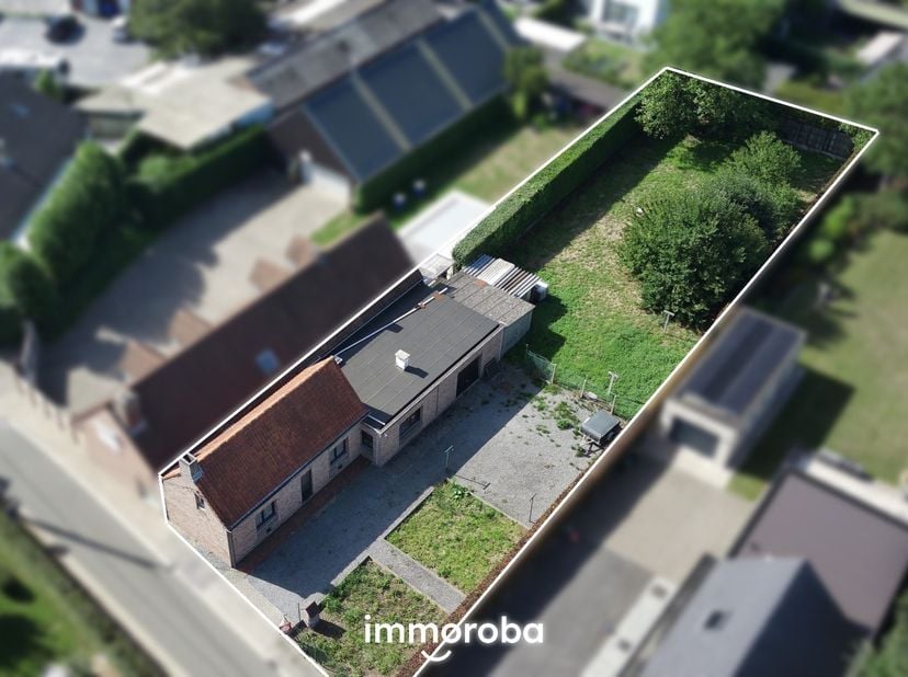 Grond te koop in Vennestraat 2,
                    9870 Zulte