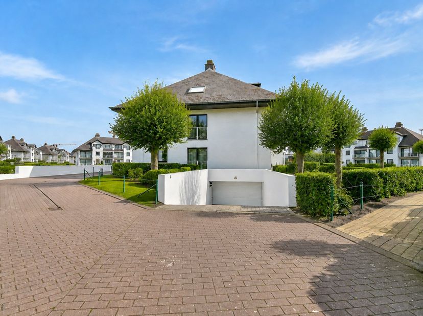 Garage à vendre
                    à 8430 Middelkerke