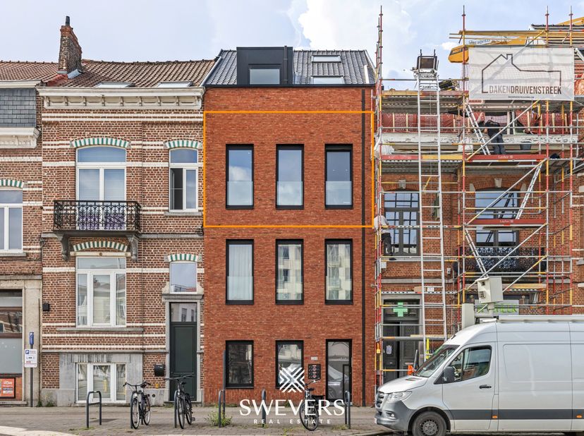 Voor meer info en fotos, surf naar www.swevers.be  Dit instapklare appartement op de tweede verdieping aan de Erasme Ruelensvest 193/2.01 in Leuven bi