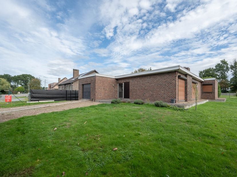 Huis te koop in Brelaarschansweg 29,
                    3530 Helchteren