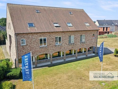                                         Handelsgelijkvloers te koop in Diepenbeek, € 599.000
