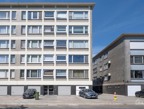                                         Appartement te koop in Merksem, € 275.000
