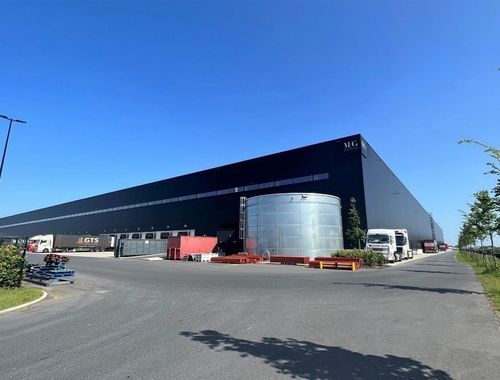                                         Bedrijfsgebouw te huur in Evergem, € 59.583,33
