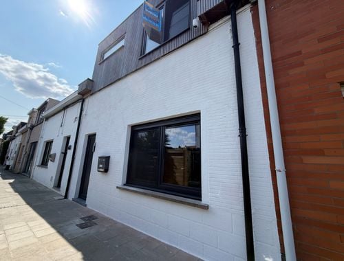                                         Maison à vendre à Harelbeke, € 320.000
