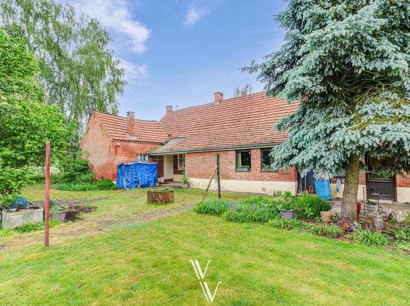 Huis te koop in Slangenbos 36-38,
                    2243 Pulle
