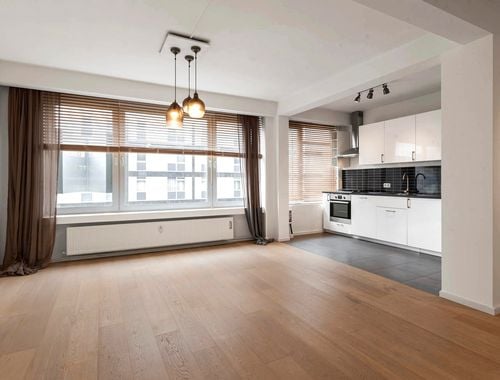                                         Appartement à louer à Antwerpen, € 950
