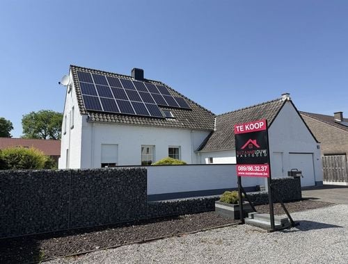                                         Maison à vendre à Neeroeteren, € 399.000
