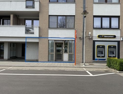                                         Rez-de-chaussée commercial à vendre à Diepenbeek, € 120.000
