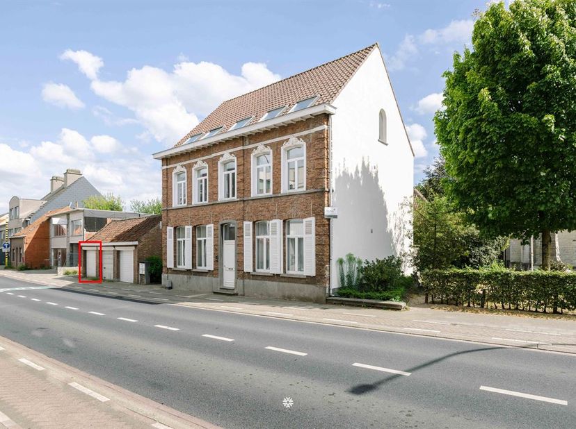 Garage à vendre à Brugstraat 2,
                    9120 Vrasene