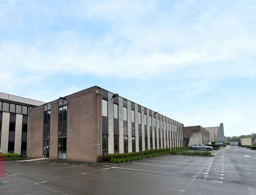                                         Bureaux à louer à Zaventem, € 2.827
