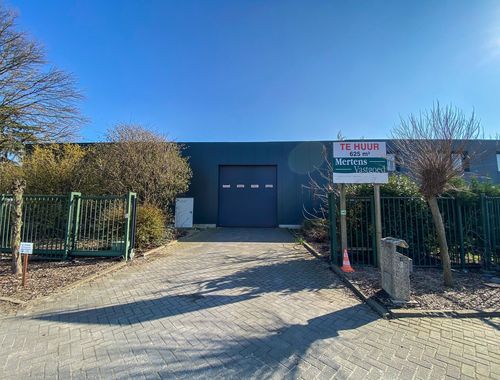                                         Bâtiment d’entreprise à louer à Verrebroek, € 3.000
