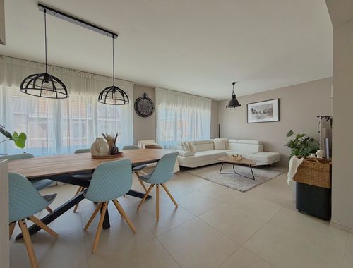                                         Maison à vendre à Torhout, € 429.000
