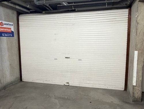                                         Garage à louer à Nieuwpoort, € 130
