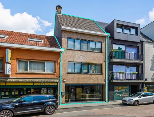                                         Usage mixte à vendre à Aartselaar, € 564.000
