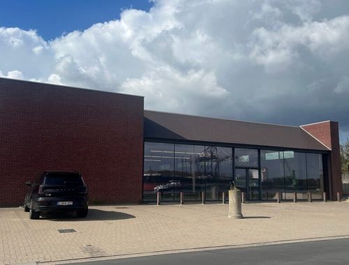                                         Bedrijfsgebouw te huur in Wondelgem, € 5.450
