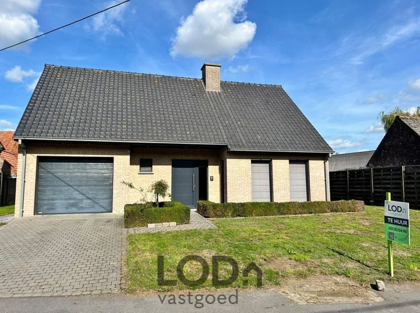 Huis te huur in Amersveldestraat 196A,
                    8610 Handzame