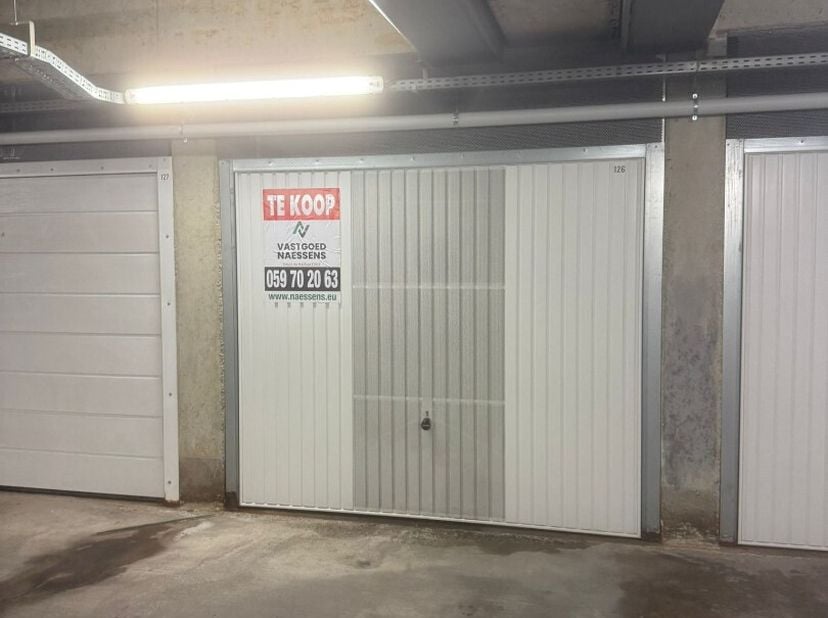Garage à vendre
                    à 8400 Oostende
