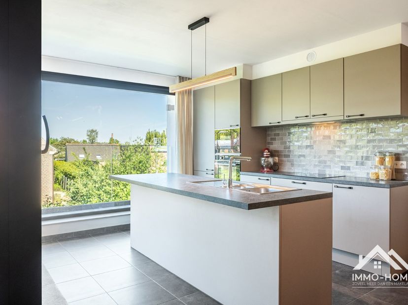Appartement à vendre
                    à 9090 Melle