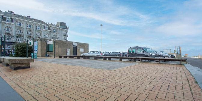 Garage te koop in Hendrikaplein 1+, 8620 Nieuwpoort