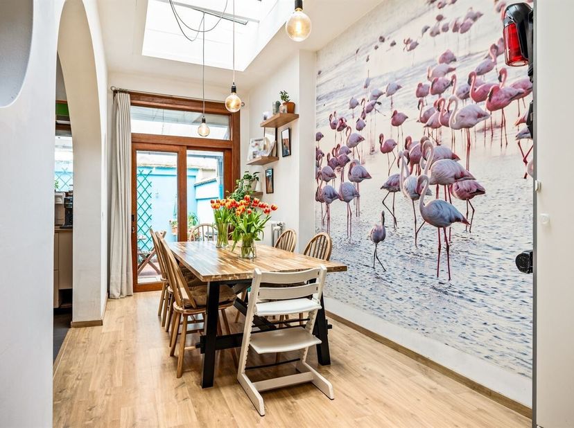 Charmante maison rénovée avec 4 chambres à coucher à Anvers<br />
Vous êtes à la recherche d'une maison prête à être emménagée, avec de l'espace, du c