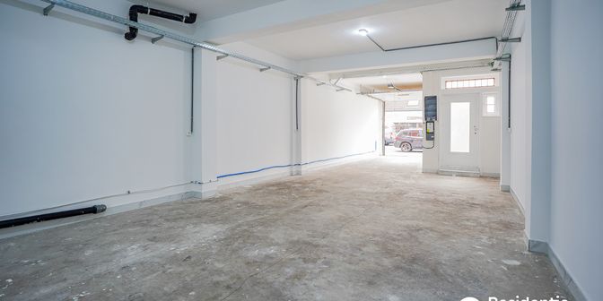 Bedrijfsvastgoed te huur in Torhoutse Steenweg 198, 8200 Sint-Andries
