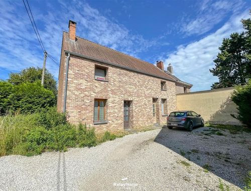                                         Appartementsgebouw te koop in Laplaigne, € 220.000
