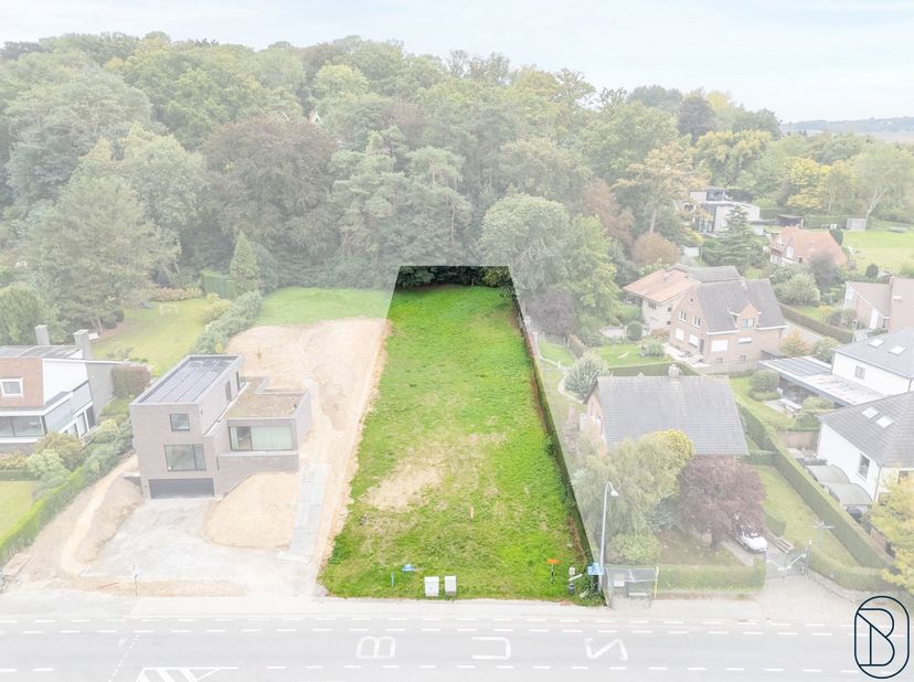 GOEDGELEGEN GROND van 1585m2 te OUDENAARDE! ZICHT OP GROEN! ZUID-OOSTgericht! Geen bouwverplichting! Ideaal voor VRIJ BEROEP in combinatie met wonen!