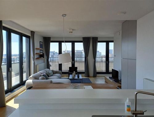                                         Appartement te huur in Brussel, € 3.000
