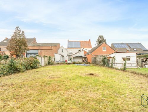                                         Maison à vendre à Ooigem, € 275.000
