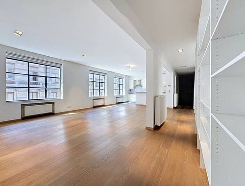                                         Appartement à vendre à Bruxelles, € 420.000
