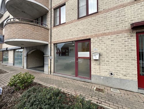                                         Kantoorgebouw te koop in Geel, € 120.000
