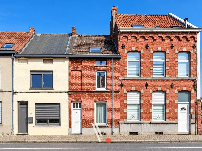 Huis te koop in Oswald Ponettestraat 51,
                    9600 Ronse