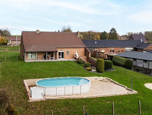                                         Woning te koop in Moerbeke, € 529.000
