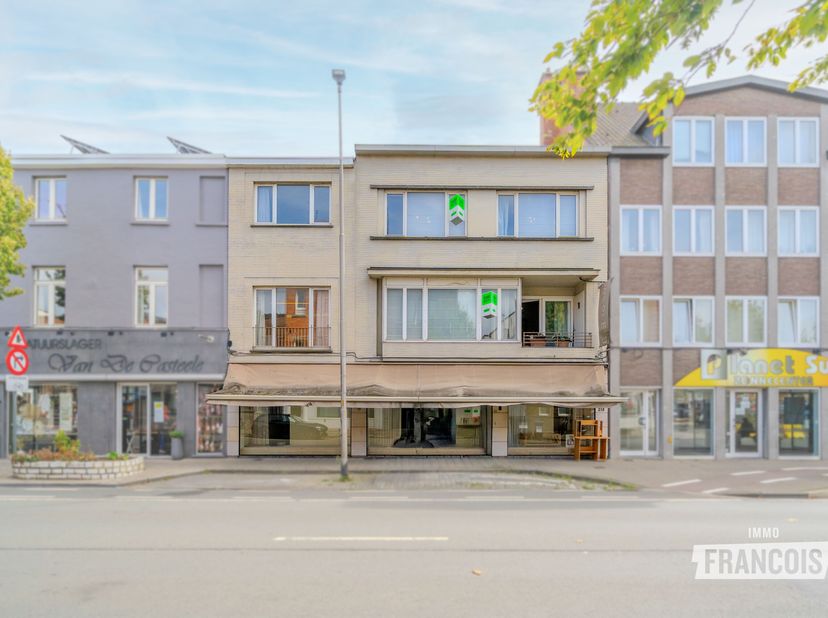 Bedrijfsvastgoed te koop in Frans van Ryhovelaan 218,
                    9000 Gent