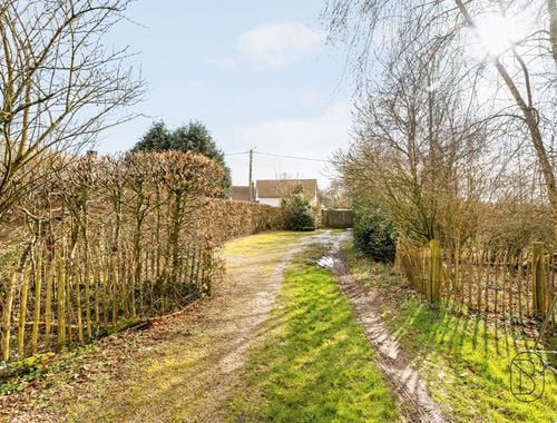                                         Gemengd gebruik te koop in Saint-Sauveur, € 395.000
