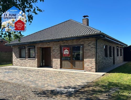                                         Bungalow à vendre à Zulte, € 380.000

