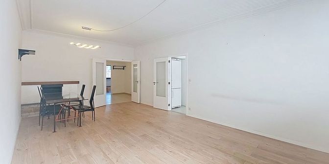 Appartement te koop in Rue des Cottages 104, 1180 Ukkel