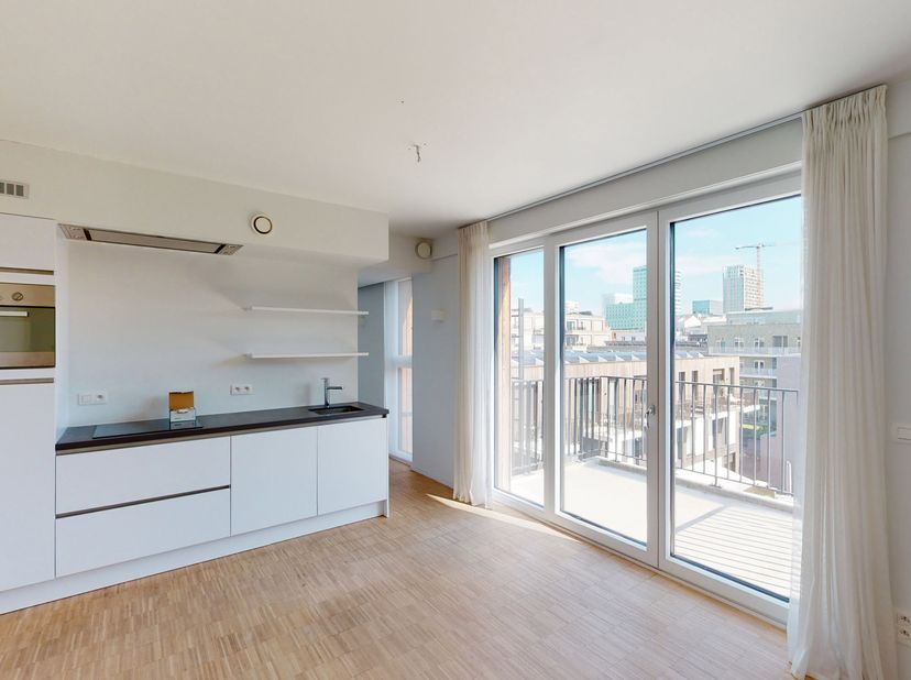 OPEN HOUSE: Zaterdag 5 september tussen 12:00 - 13:00 uur<br />
Maritieme vibes nabij het Eilandje. <br />
Mooi gelegen appartement in energiezuinig g