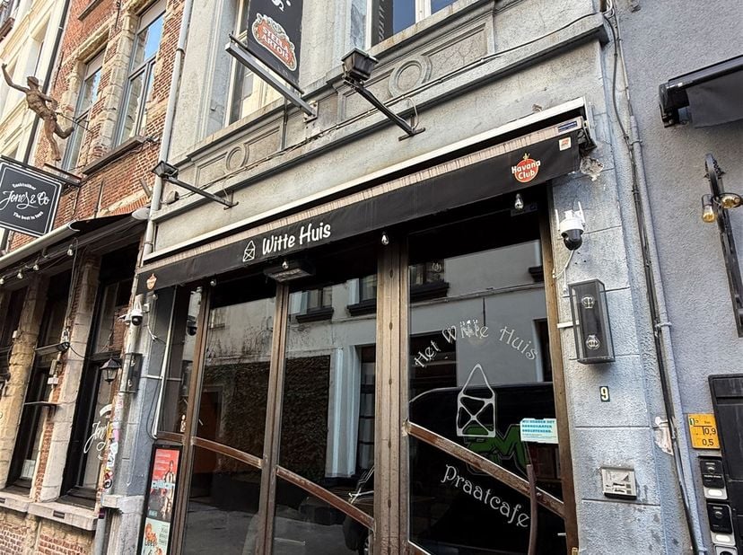 Bedrijfsvastgoed te koop in ,
                    2000 Antwerpen