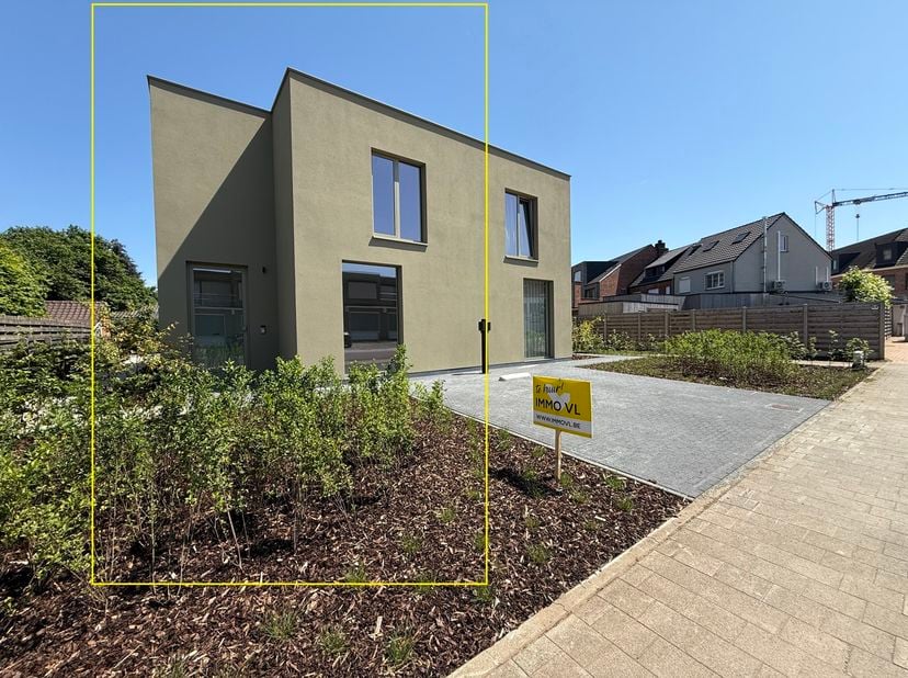 Maison à louer
                    à 2450 Meerhout