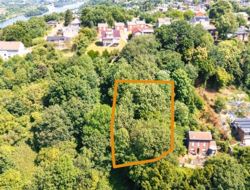                                         Bouwgrond te koop in Cheratte, € 80.000

