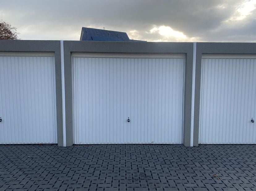 Garage te huur in Stationsstraat 61 bus GAr 10,
                    8850 Ardooie