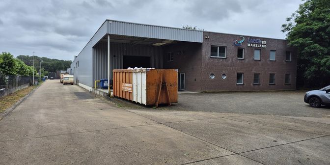 Bien professionnel à vendre à Pannenhuisstraat 36 boîte A, 3650 Dilsen