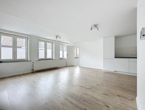                                         Appartement te koop in Ath, € 149.000
