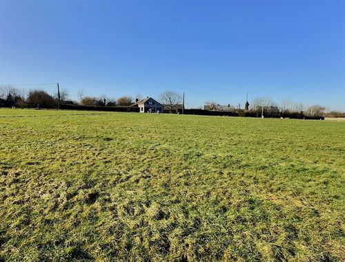                                         Grond te koop in Seloignes, € 29.000
