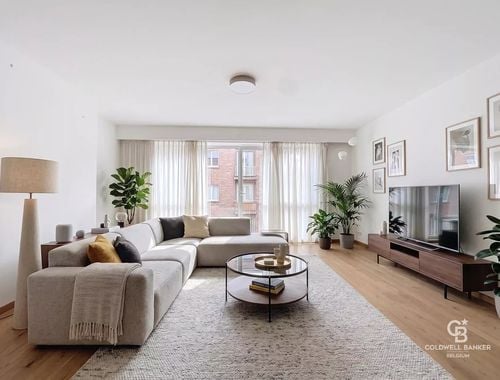                                         Appartement te huur in Ukkel, € 2.300
