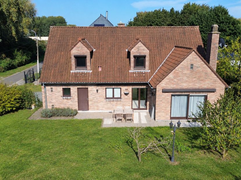 Huis te koop in Neststraat 2,
                    9051 Sint-Denijs-Westrem