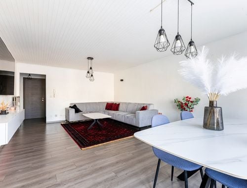                                        Appartement à vendre à Hoboken, € 215.000
