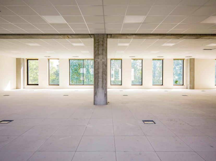 Bien professionnel à louer
                    à 8800 Roeselare