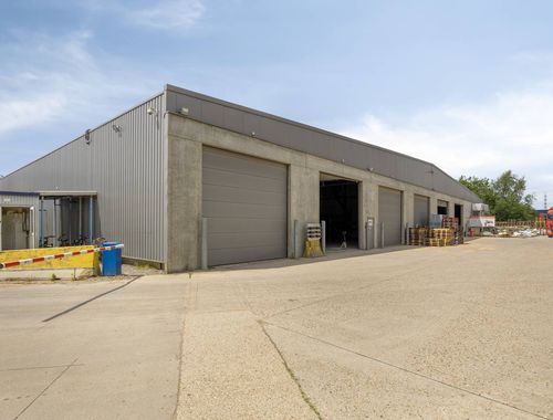                                         Opslagplaats te huur in Houthalen, € 2.950
